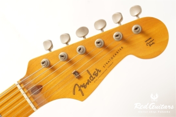 ST57-650 - 2 Tone Sunburst